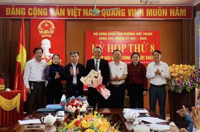 Đồng chí Trần Xuân Thắng được bầu giữ chức vụ Chủ tịch UBND phường Đức Thuận, nhiệm kỳ 2021 - 2026